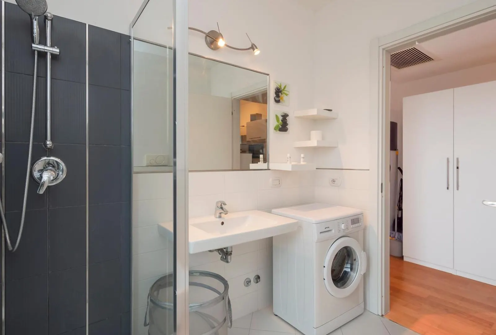 I Host Apartment - Don Minzoni 7 Milan